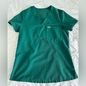 Figs Catarina XS Scrub top in Hunter Green